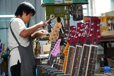 鄉(xiāng)村行&middot;看振興丨山東昌樂:"樂器小鎮(zhèn)"奏響"富民曲"